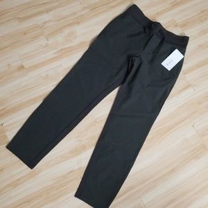 Athleta Headlands Hybrid Pant (arbor olive) size 8